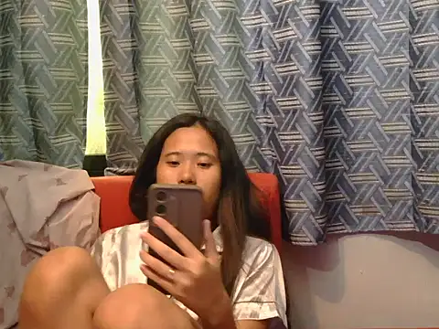Snapshot of petiteasian_pinaygirl chatting on June 5, 2026, 7:03 am petiteasian pinaygirl online show from June 5, 2026, 7:03 am