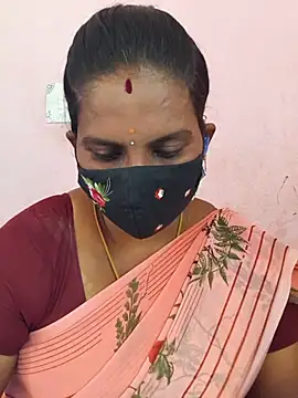 Snapshot of CuteTamizhachi chatting on July 14, 2026, 6:51 am CuteTamizhachi online show from July 14, 2026, 6:51 am