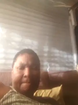Snapshot of Mosa2015 chatting on June 1, 2026, 2:28 pm Mosa2015 online show from June 1, 2026, 2:28 pm