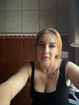 Snapshot of Hot-Milf4U chatting on June 10, 2026, 5:08 am Hot-Milf4U online show from June 10, 2026, 5:08 am