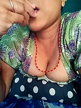 ritu4 online show from May 20, 2026, 6:43 am