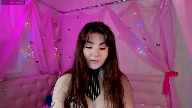Snapshot of Victoria_Ecstasy chatting on June 12, 2026, 10:02 am Victoria Ecstasy online show from June 12, 2026, 10:02 am