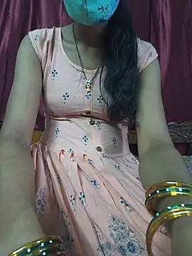 Snapshot of reshma124 chatting on July 29, 2026, 10:03 am reshma124 online show from July 29, 2026, 10:03 am