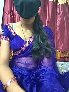 Snapshot of reshma124 chatting on July 14, 2026, 5:56 am reshma124 online show from July 14, 2026, 5:56 am
