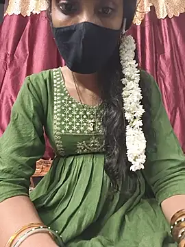 Snapshot of reshma124 chatting on July 30, 2026, 5:12 pm reshma124 online show from July 30, 2026, 5:12 pm