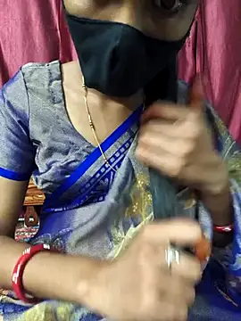 Snapshot of reshma124 chatting on July 6, 2026, 2:24 pm reshma124 online show from July 6, 2026, 2:24 pm