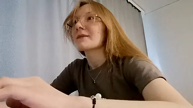 Snapshot of LauraTurber chatting on May 20, 2026, 3:09 pm LauraTurber online show from May 20, 2026, 3:09 pm