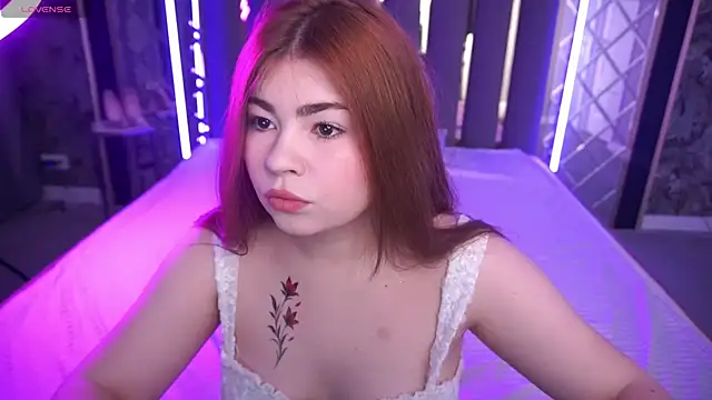 RosaAmour online show from June 1, 2026, 12:38 pm