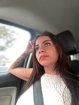Snapshot of Hanna_Cruz_ chatting on June 6, 2026, 5:18 pm Hanna Cruz online show from June 6, 2026, 5:18 pm