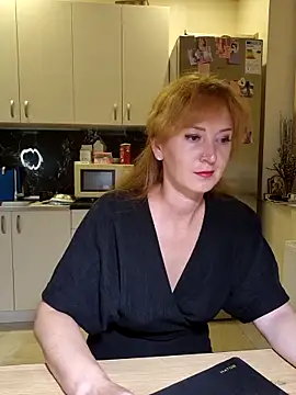 Snapshot of AnissaDolll chatting on June 17, 2026, 8:52 pm AnissaDolll online show from June 17, 2026, 8:52 pm