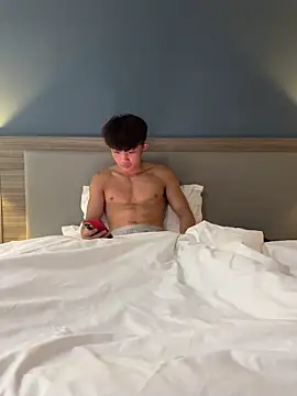 Mrwangjjkk online show from May 27, 2026, 11:39 am
