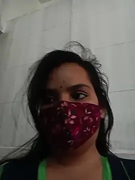 Snapshot of shalini_gupta05 chatting on May 26, 2026, 9:51 am shalini gupta05 online show from May 26, 2026, 9:51 am