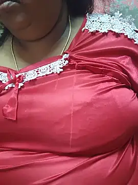 Snapshot of geetha431 chatting on June 14, 2026, 6:31 pm geetha431 online show from June 14, 2026, 6:31 pm
