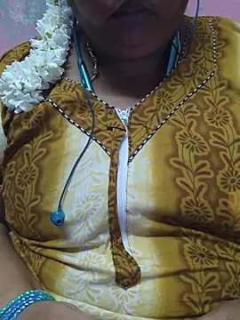 Snapshot of geetha431 chatting on June 9, 2026, 6:31 pm geetha431 online show from June 9, 2026, 6:31 pm