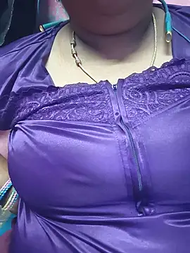 Snapshot of geetha431 chatting on June 7, 2026, 6:24 pm geetha431 online show from June 7, 2026, 6:24 pm