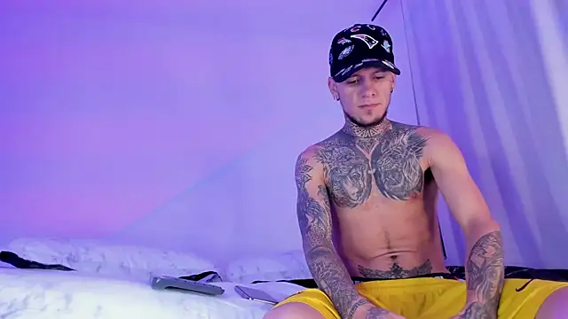  Kevin xxx online show from March 8, 2025, 8:00 am