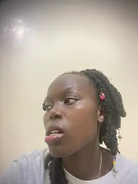Snapshot of ebonycurvedass chatting on June 15, 2026, 11:32 am ebonycurvedass online show from June 15, 2026, 11:32 am