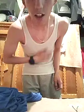 Snapshot of Twink0207 chatting on July 2, 2026, 12:22 am Twink0207 online show from July 2, 2026, 12:22 am
