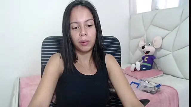 Valeria Santos  online show from June 22, 2026, 3:09 pm