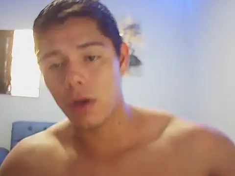 Snapshot of klars_mood1 chatting on June 2, 2026, 5:24 pm klars mood1 online show from June 2, 2026, 5:24 pm