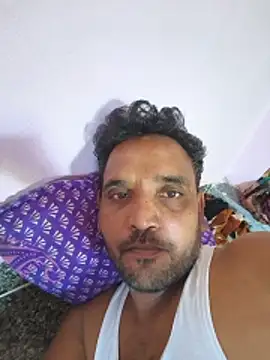 praveen19870 online show from May 31, 2026, 10:43 am
