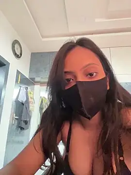 Snapshot of livia_dolls chatting on June 18, 2026, 10:31 am livia dolls online show from June 18, 2026, 10:31 am