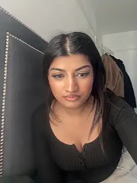 naughtywhisper784 online show from May 22, 2026, 7:50 am