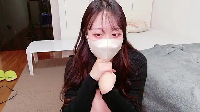 Snapshot of Mei--chan-- chatting on June 9, 2026, 3:29 am Mei--chan-- online show from June 9, 2026, 3:29 am