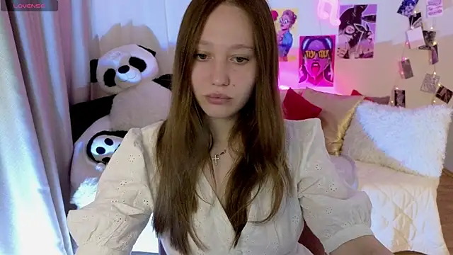Snapshot of TinaShelton chatting on June 2, 2026, 2:06 pm TinaShelton online show from June 2, 2026, 2:06 pm