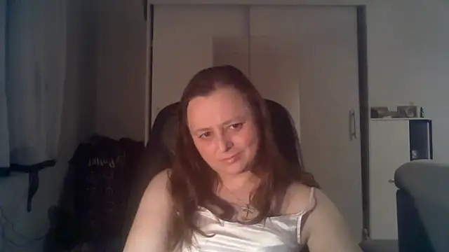 Snapshot of TaylorLovely chatting on May 27, 2026, 8:27 pm TaylorLovely online show from May 27, 2026, 8:27 pm