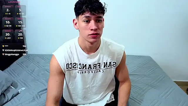 Snapshot of Luke_Muscle chatting on July 5, 2026, 2:24 pm Luke Muscle online show from July 5, 2026, 2:24 pm