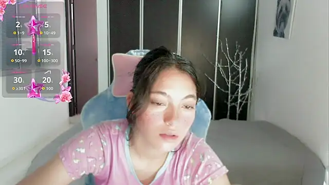 Snapshot of Dolce_more chatting on June 20, 2026, 12:54 pm Dolce more online show from June 20, 2026, 12:54 pm