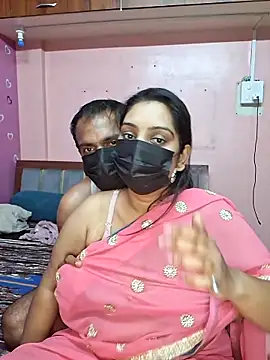 Snapshot of Hornyreshma chatting on June 12, 2026, 10:24 am Hornyreshma online show from June 12, 2026, 10:24 am