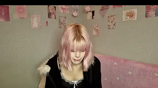 Snapshot of VelvetAlice chatting on July 6, 2026, 8:22 pm VelvetAlice online show from July 6, 2026, 8:22 pm