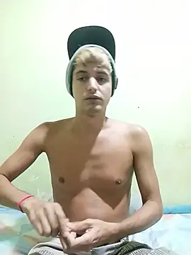 JoonyAngelo0 online show from June 1, 2026, 11:26 pm