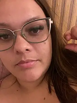 Laryssinha 69 online show from July 13, 2026, 11:37 pm