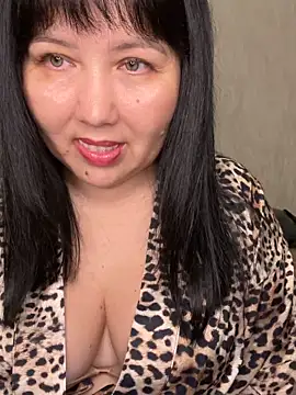Snapshot of Love__beby chatting on June 1, 2026, 10:09 pm Love beby online show from June 1, 2026, 10:09 pm