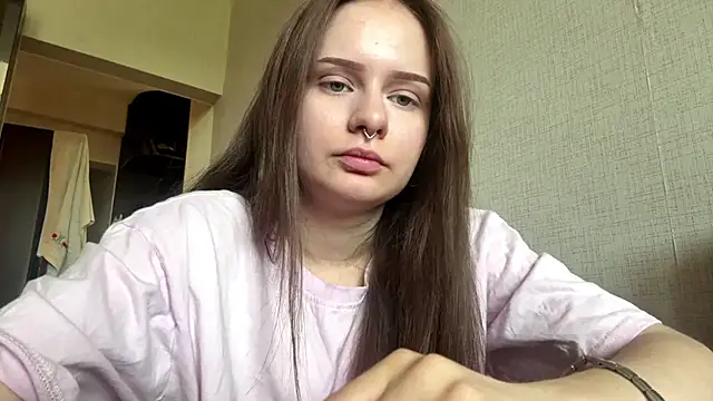 Snapshot of LiluFlow_er chatting on May 27, 2026, 5:26 am LiluFlow er online show from May 27, 2026, 5:26 am