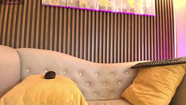 Snapshot of Madame_mature1 chatting on July 3, 2026, 12:11 pm Madame mature1 online show from July 3, 2026, 12:11 pm