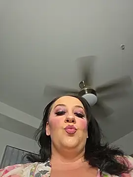 Snapshot of CreamVixen chatting on June 12, 2026, 8:06 pm CreamVixen online show from June 12, 2026, 8:06 pm