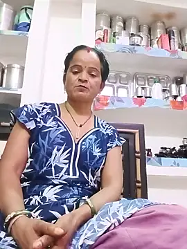 Snapshot of Cut_payi chatting on May 31, 2026, 5:24 am Cut payi online show from May 31, 2026, 5:24 am