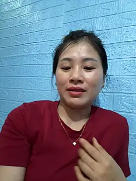 Yiiee12 online show from July 8, 2026, 9:21 am