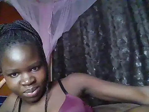 Snapshot of small_diva chatting on August 1, 2026, 12:25 pm small diva online show from August 1, 2026, 12:25 pm