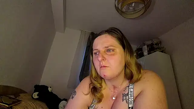 Snapshot of JessicaBake chatting on June 30, 2026, 2:33 am JessicaBake online show from June 30, 2026, 2:33 am