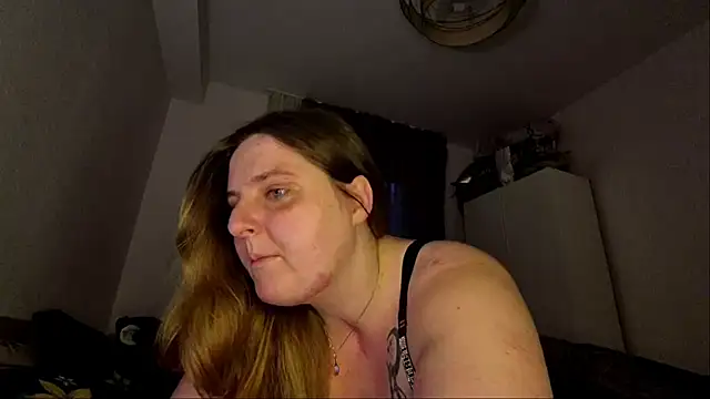 Snapshot of JessicaBake chatting on June 19, 2026, 2:17 am JessicaBake online show from June 19, 2026, 2:17 am