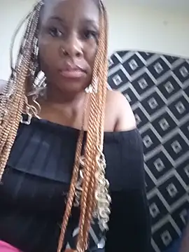 Snapshot of sarahbooby chatting on May 23, 2026, 1:43 pm sarahbooby online show from May 23, 2026, 1:43 pm