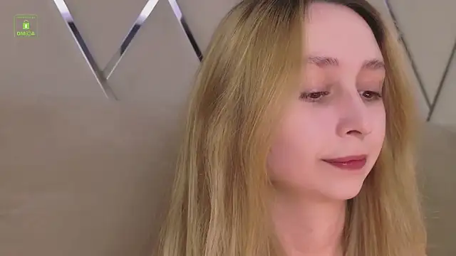 Snapshot of RachelVacsler chatting on June 26, 2026, 9:42 pm RachelVacsler online show from June 26, 2026, 9:42 pm