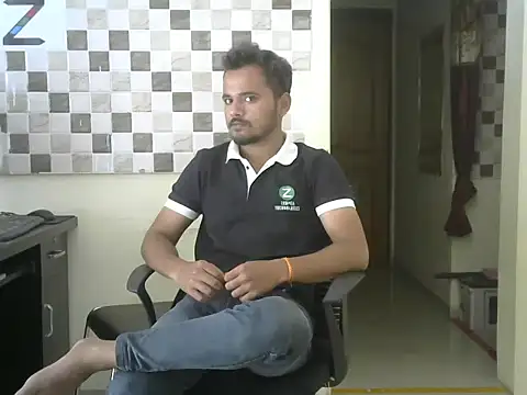 Snapshot of RecklessNeeraj chatting on May 24, 2026, 7:41 am RecklessNeeraj online show from May 24, 2026, 7:41 am