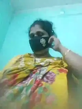 Snapshot of Adhora-54 chatting on May 29, 2026, 8:04 pm Adhora-54 online show from May 29, 2026, 8:04 pm