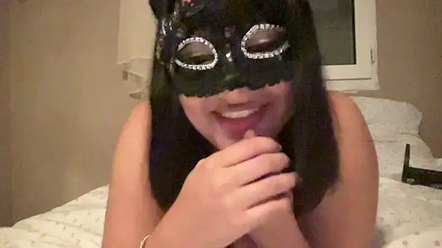 Snapshot of Mariah_off chatting on May 27, 2026, 8:05 pm Mariah off online show from May 27, 2026, 8:05 pm